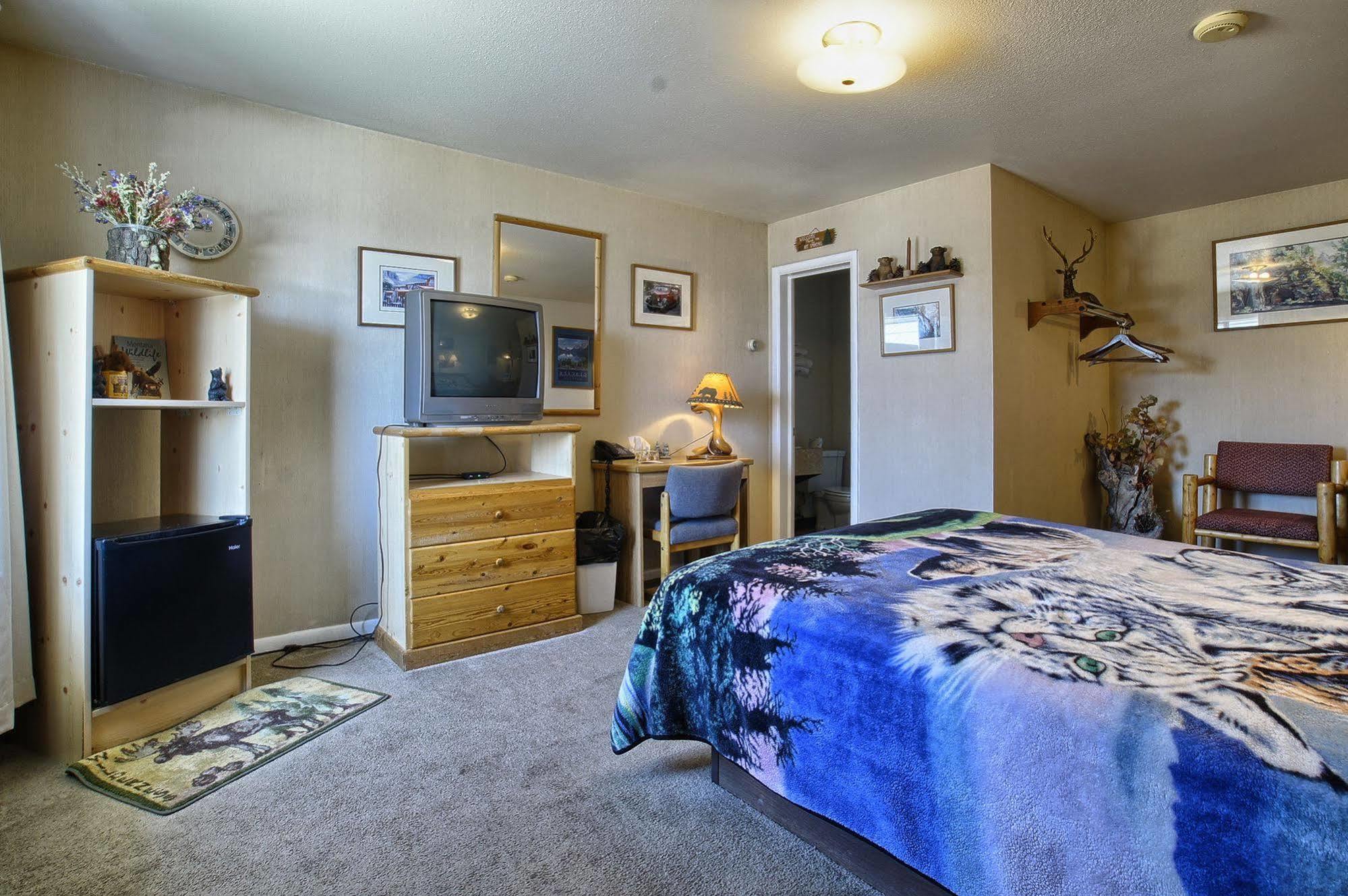 Blue And White Motel Kalispell Extérieur photo